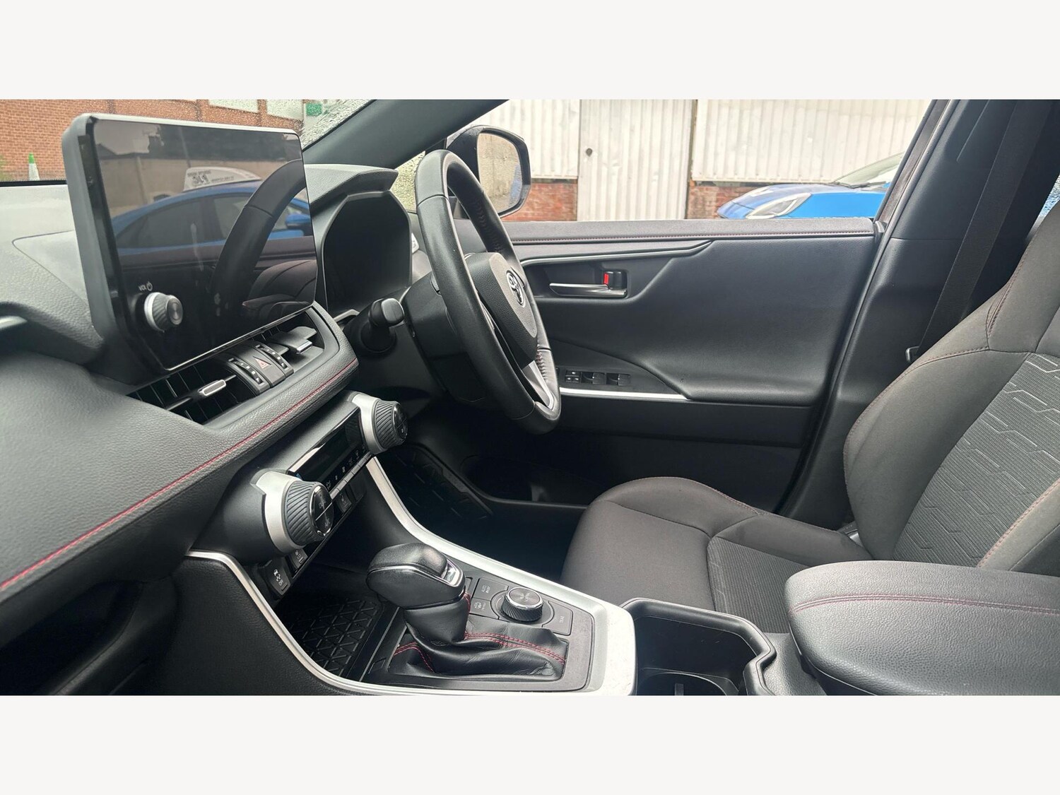 Used Toyota RAV4 2024 for sale - 76327190: Photo 12