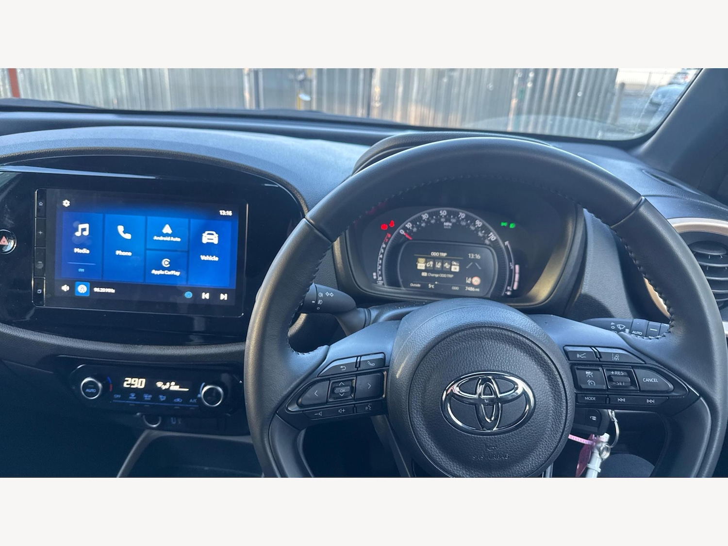 Used Toyota Aygo X 2024 for sale - 77143389: Photo 10