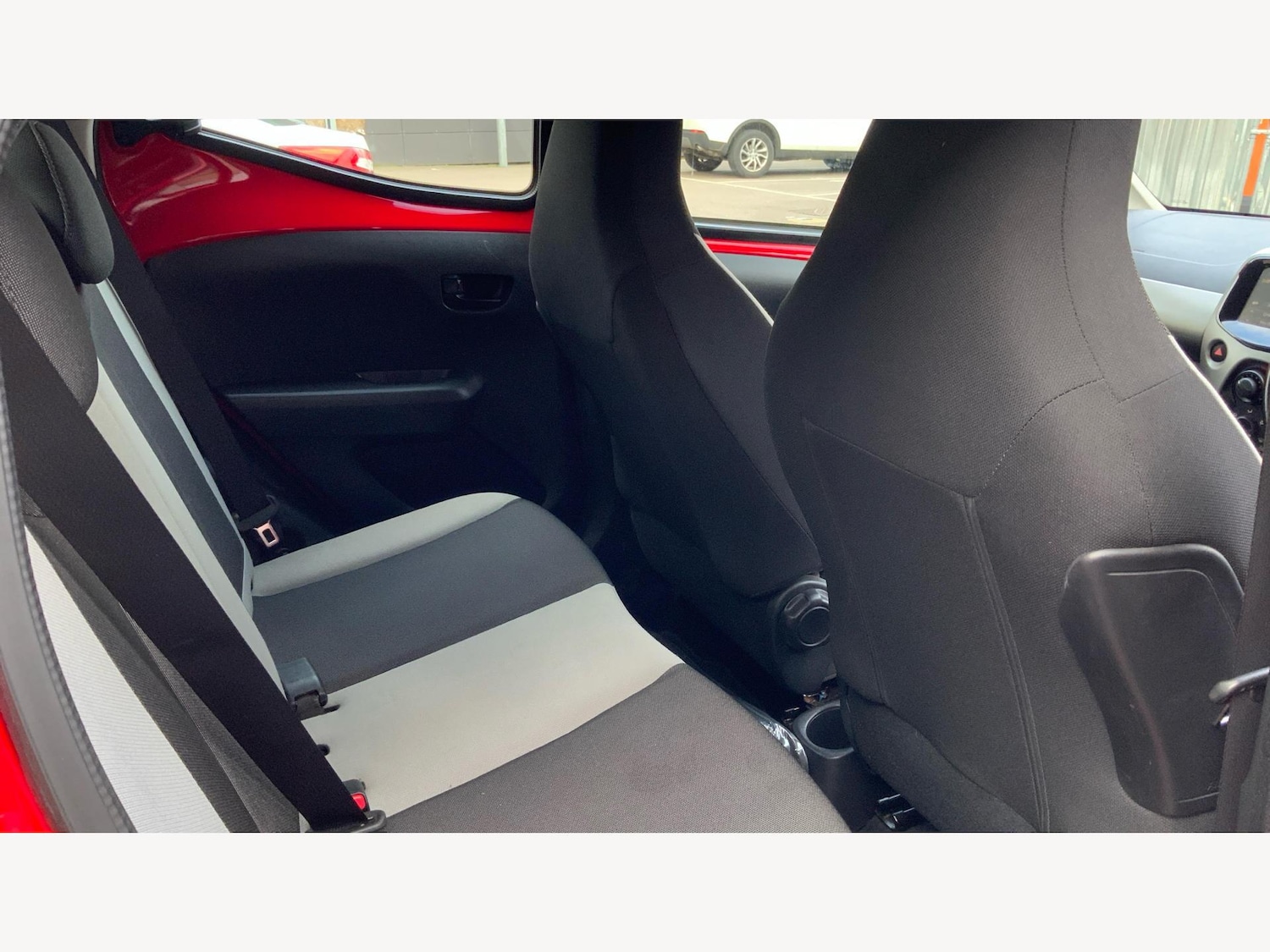 Used Toyota AYGO 2015 for sale - 77057378: Photo 14