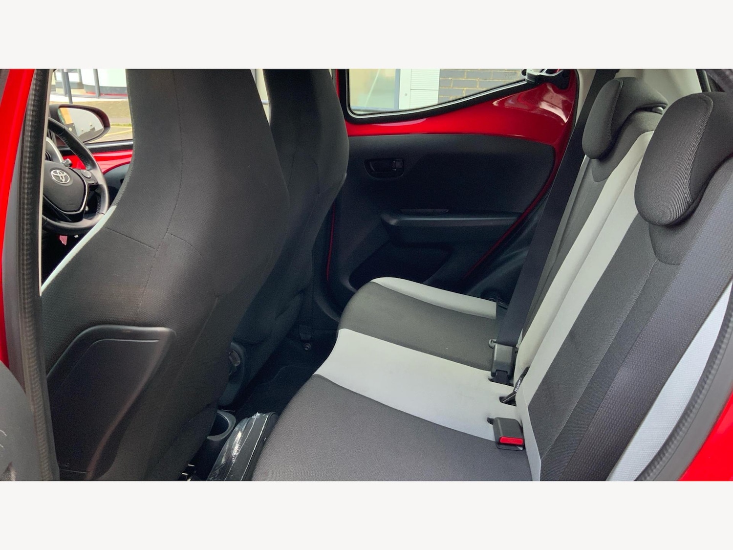 Used Toyota AYGO 2015 for sale - 77057378: Photo 15