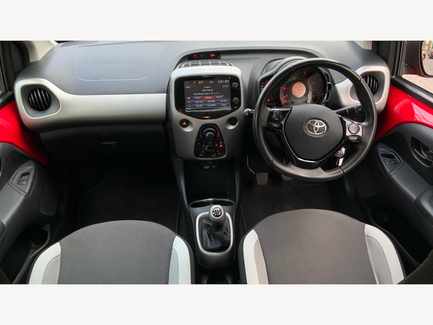Used Toyota AYGO 2015 for sale - 77057378: Photo 7