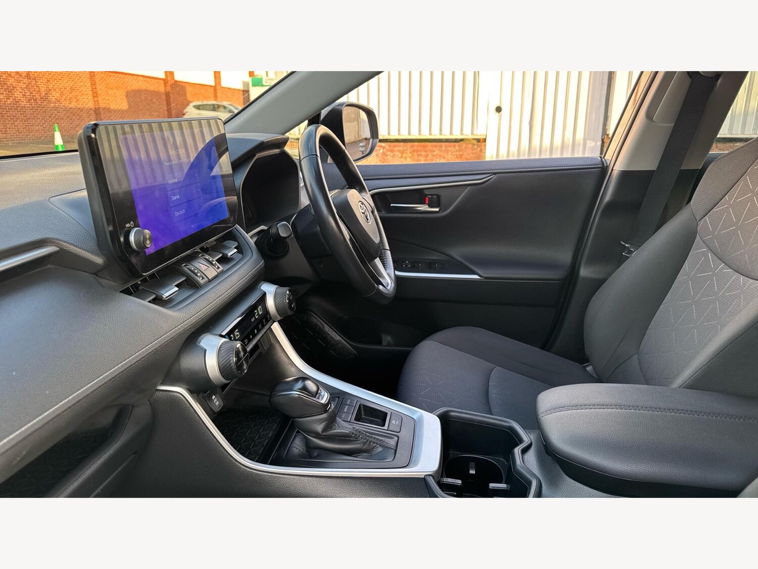 Used Toyota RAV4 2023 for sale - 76473418: Photo 12