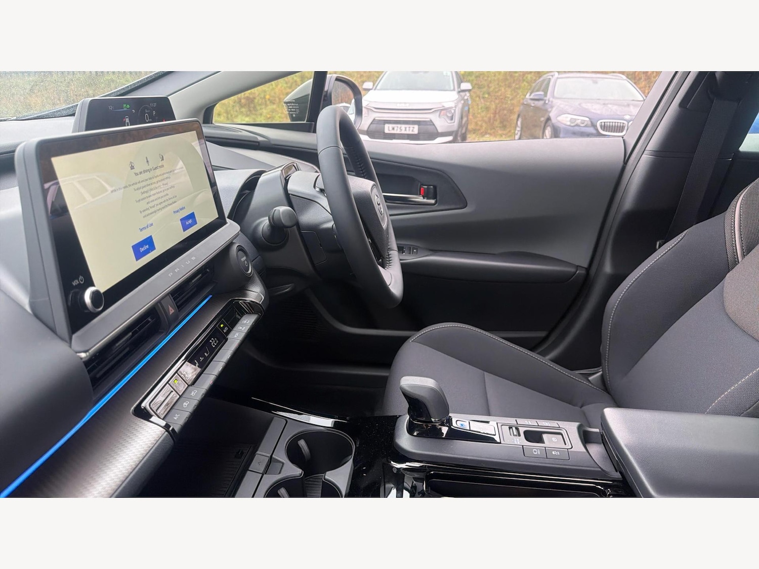 Used Toyota Prius 2025 for sale - 76612804: Photo 12