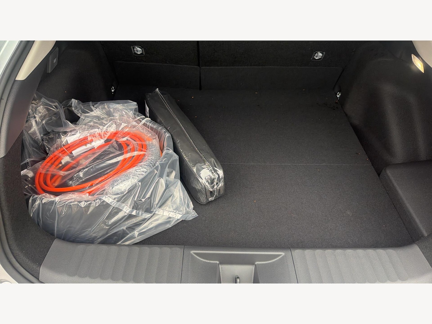 Used Toyota Prius 2025 for sale - 76612804: Photo 16