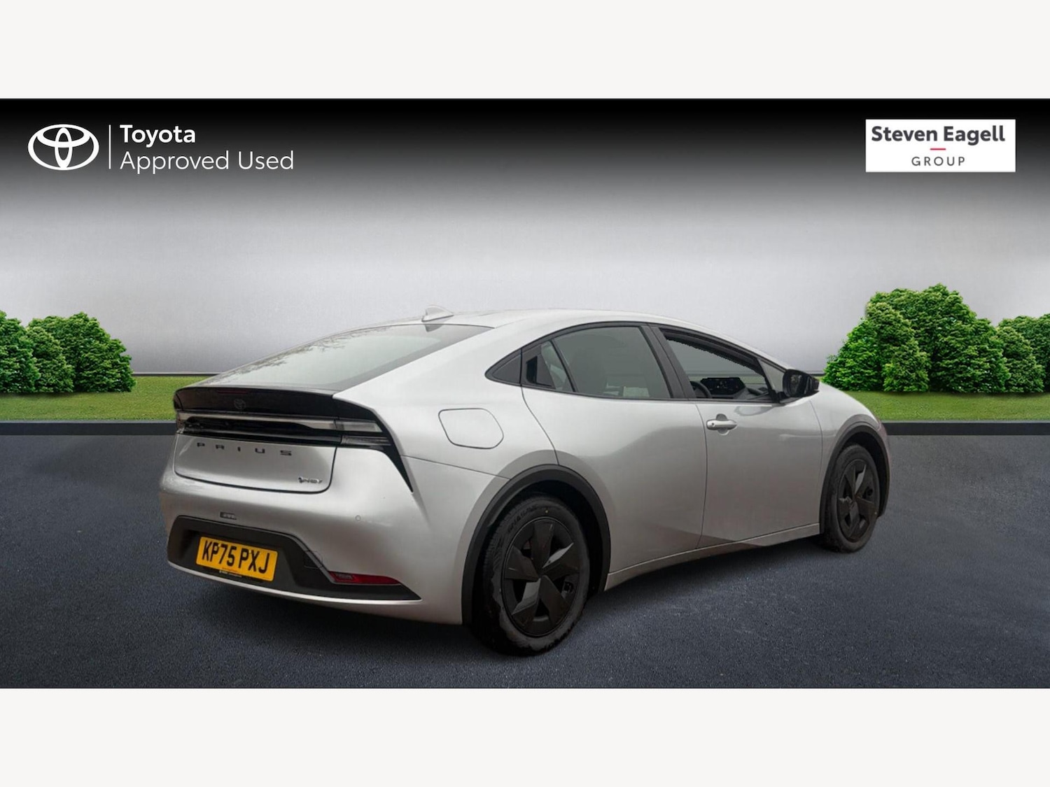 Used Toyota Prius 2025 for sale - 76612804: Photo 2