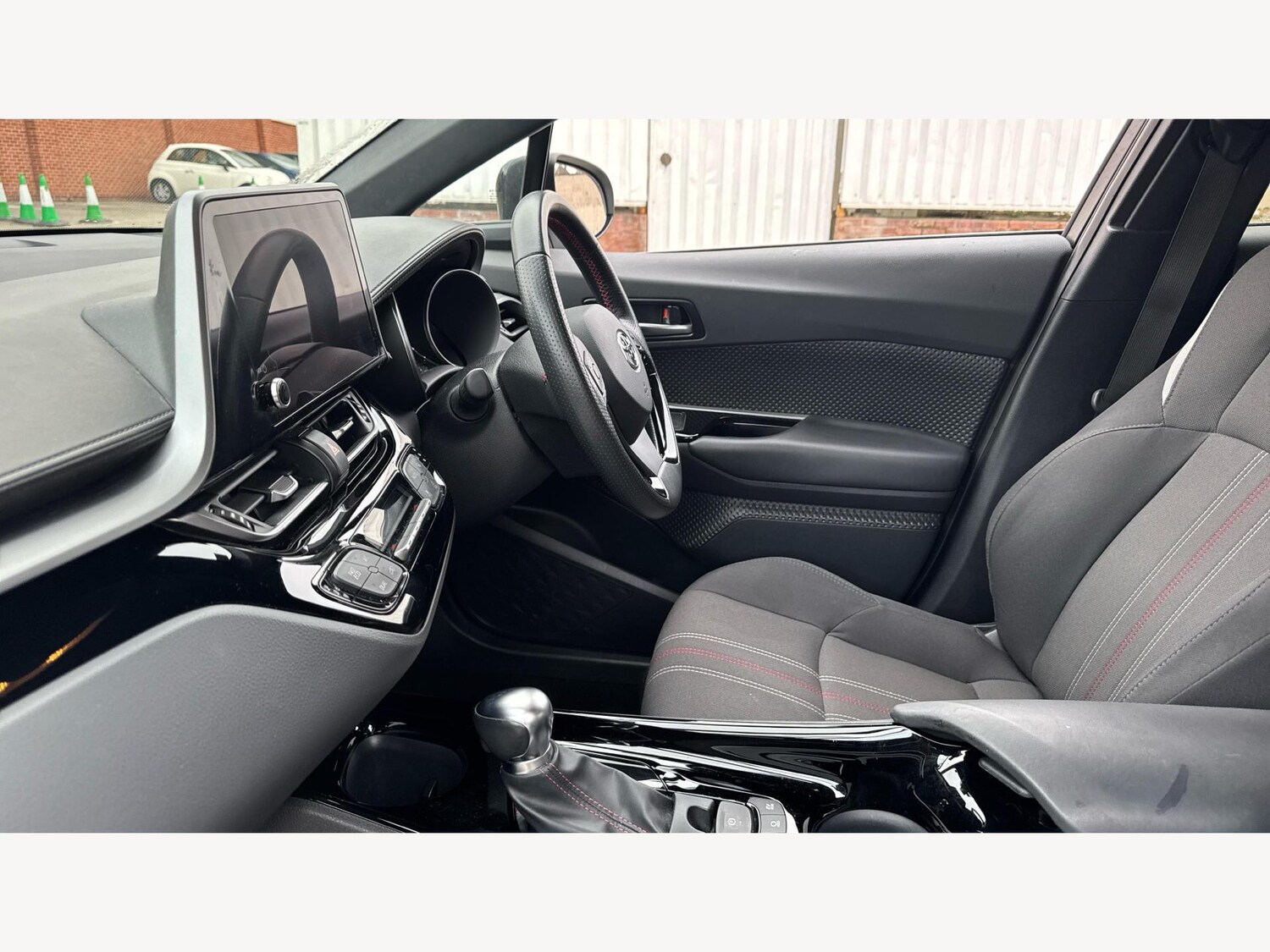 Used Toyota C-HR 2022 for sale - 76472272: Photo 12