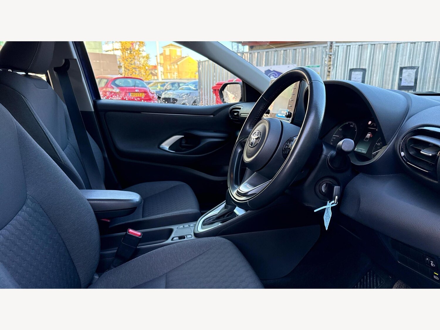 Used Toyota Yaris 2022 for sale - 76886564: Photo 13