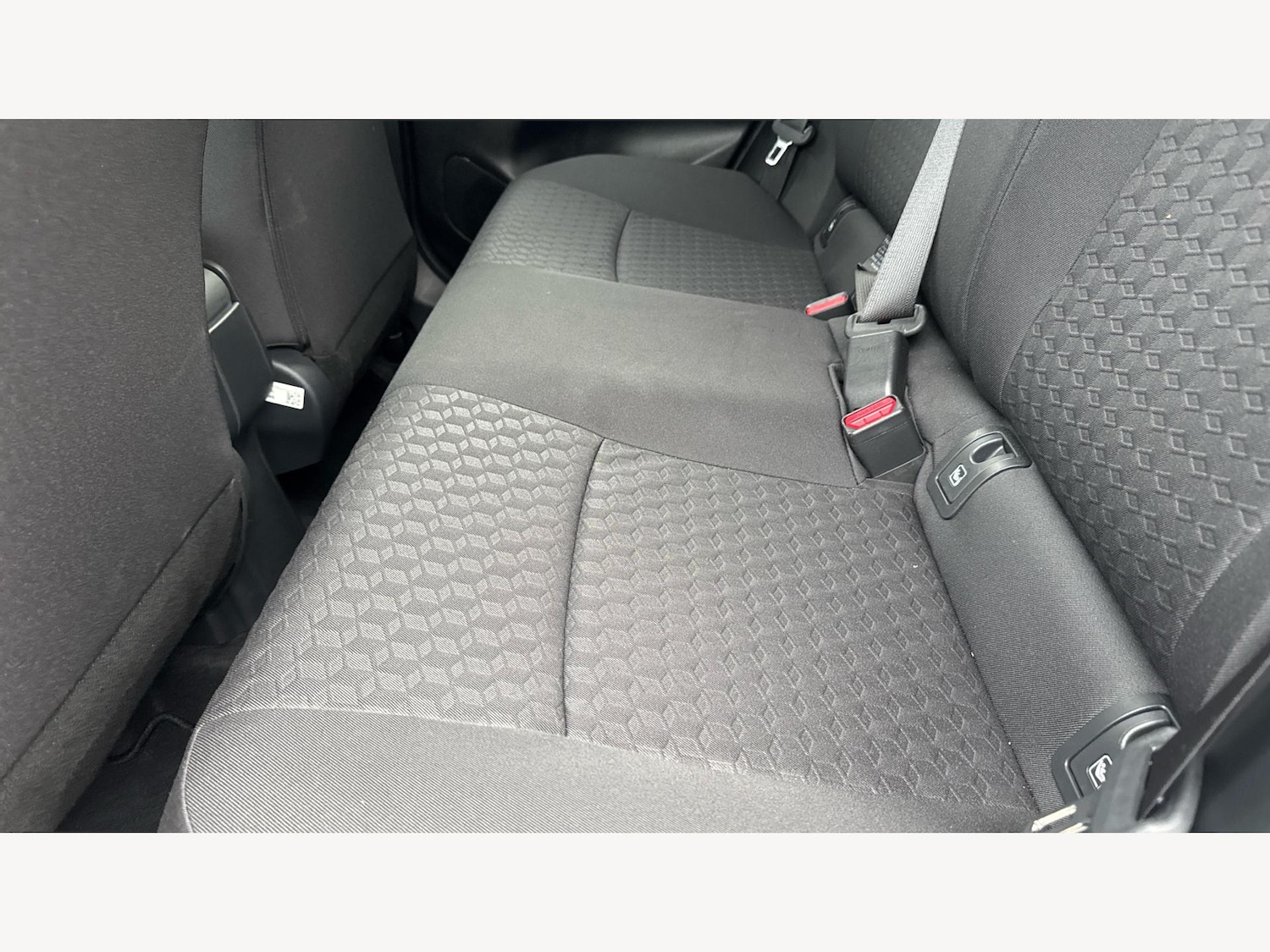 Used Toyota Yaris 2023 for sale - 77695785: Photo 15