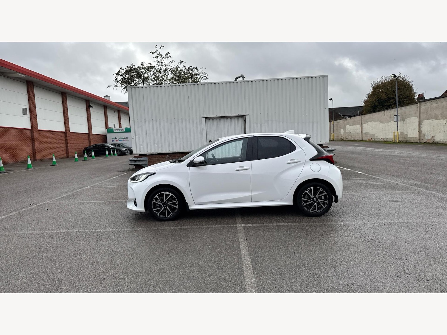 Used Toyota Yaris 2023 for sale - 77695785: Photo 19