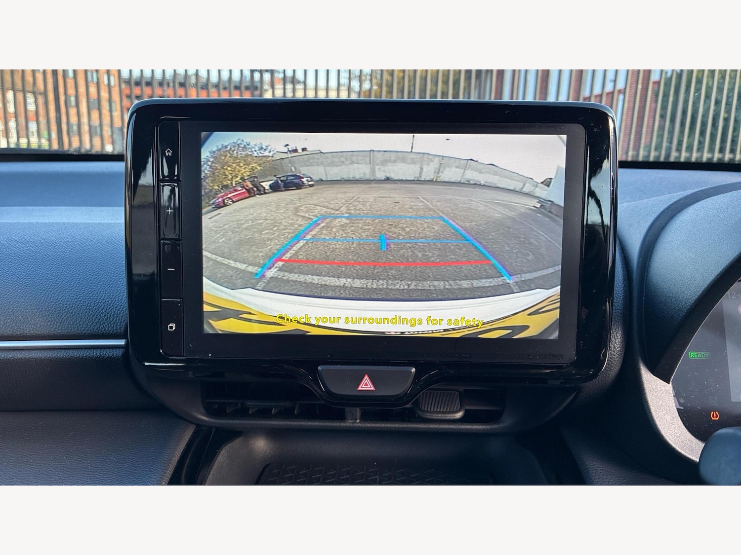 Used Toyota Yaris Cross 2025 for sale - 76423422: Photo 9