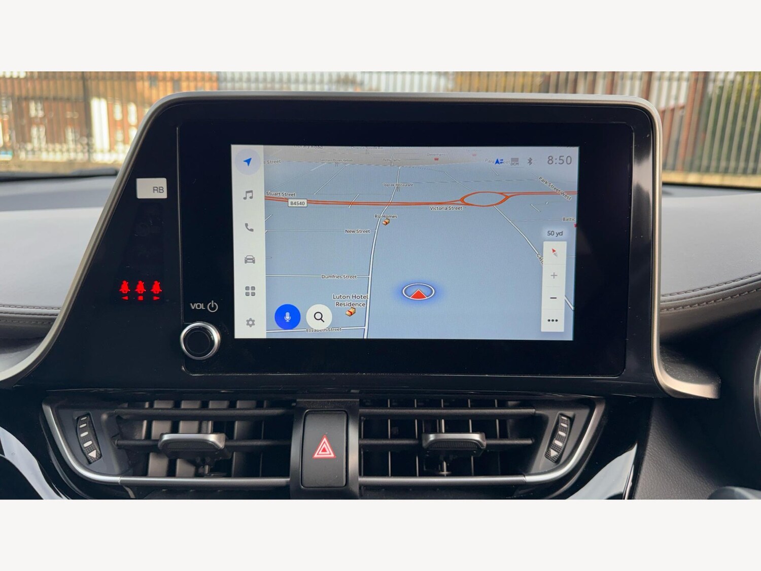 Used Toyota C-HR 2023 for sale - 76561345: Photo 9