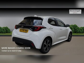 Used Toyota Yaris 2024 for sale - 78562469: Photo