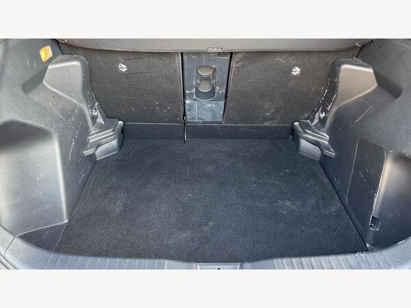 Used Toyota Yaris Cross 2023 for sale - 76337051: Photo 16