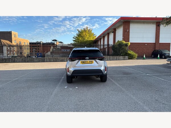 Used Toyota Yaris Cross 2023 for sale - 76337051: Photo 21