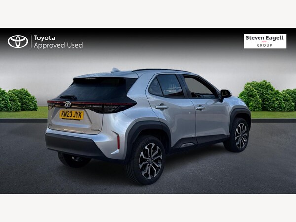 Used Toyota Yaris Cross 2023 for sale - 76337051: Photo 2