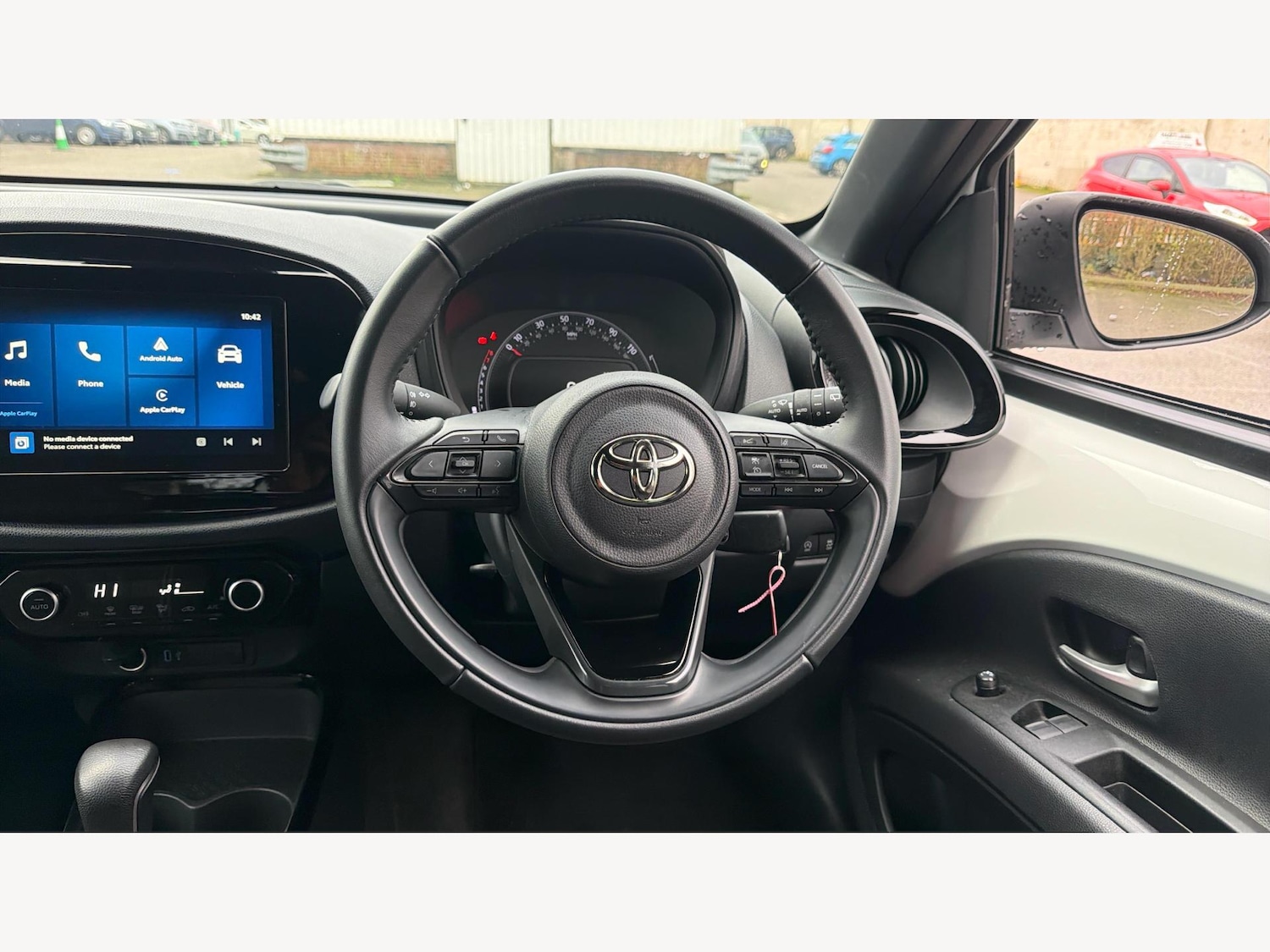 Used Toyota Aygo X 2024 for sale - 77939881: Photo 9