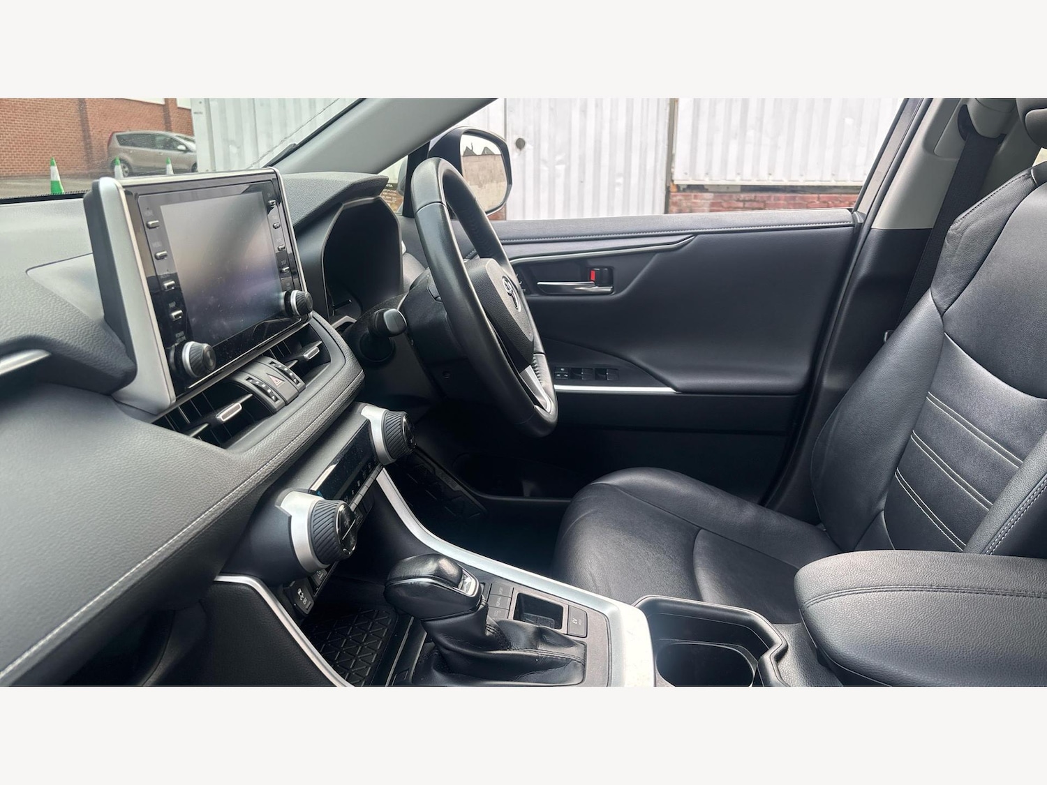 Used Toyota RAV4 2021 for sale - 76094294: Photo 12