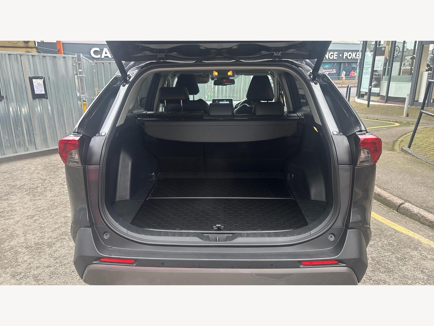 Used Toyota RAV4 2020 for sale - 77238248: Photo 16