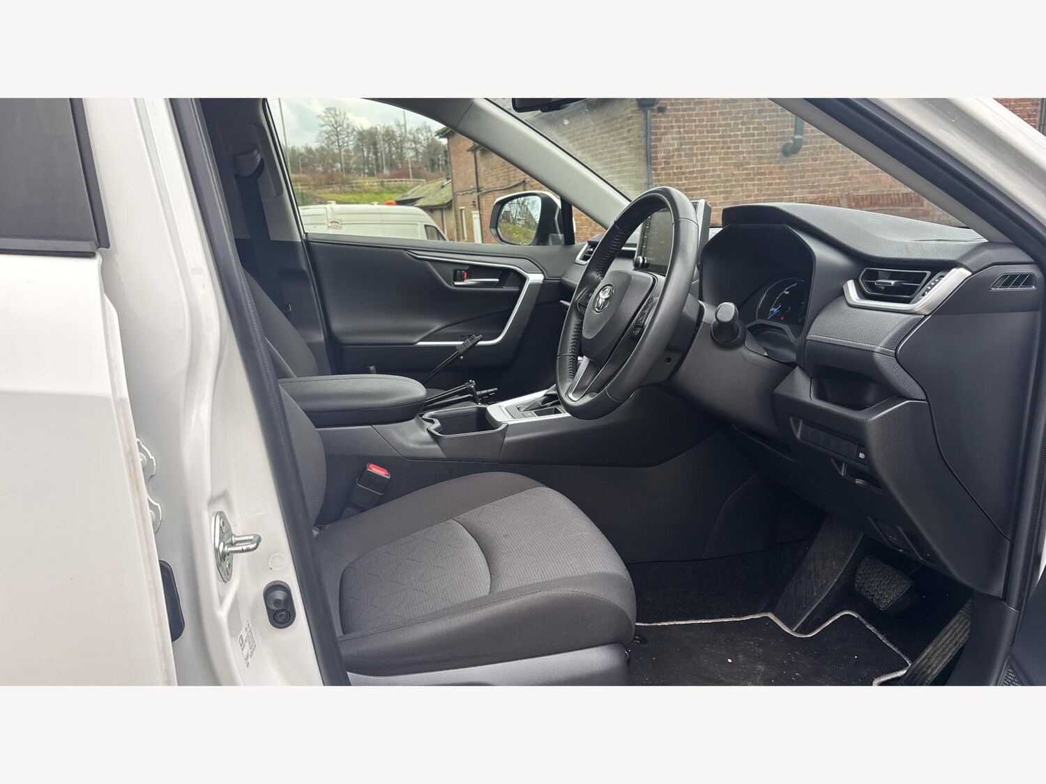 Used Toyota RAV4 2022 for sale - 76965068: Photo 13