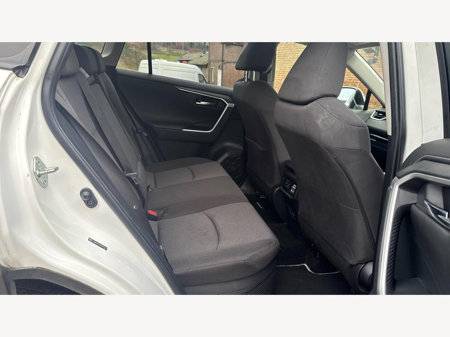 Used Toyota RAV4 2022 for sale - 76965068: Photo 14