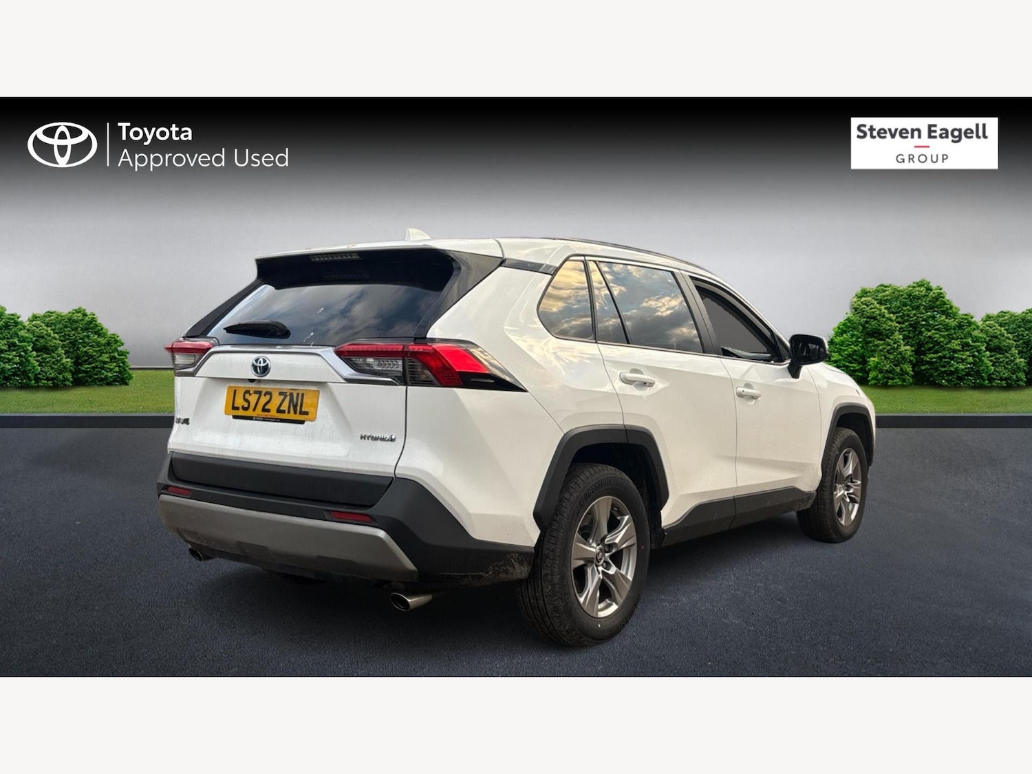 Used Toyota RAV4 2022 for sale - 76965068: Photo 2