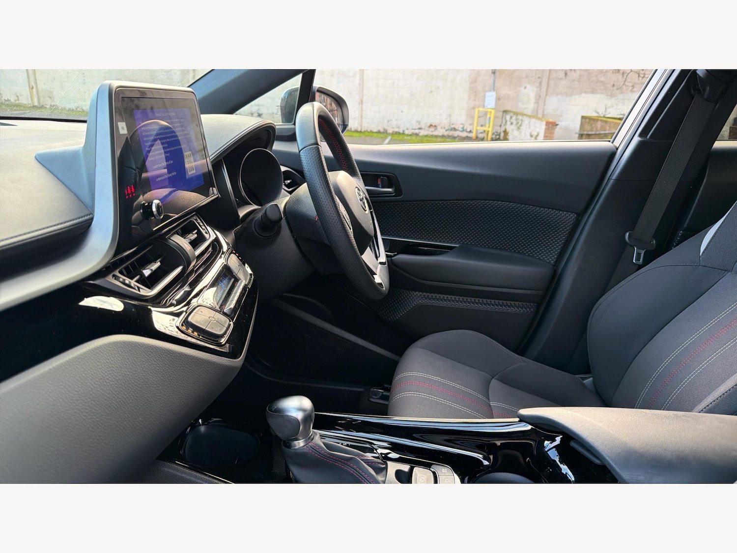 Used Toyota C-HR 2023 for sale - 77057581: Photo 12