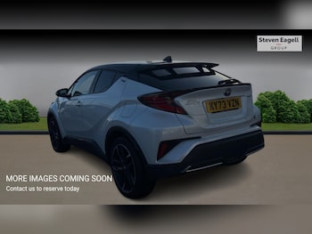 Used Toyota C-HR 2023 for sale - 77057581: Photo