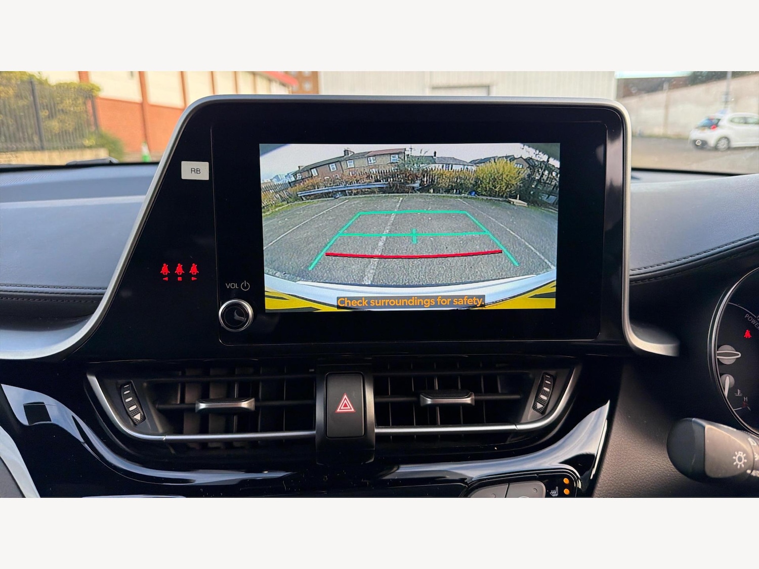 Used Toyota C-HR 2023 for sale - 77057581: Photo 9