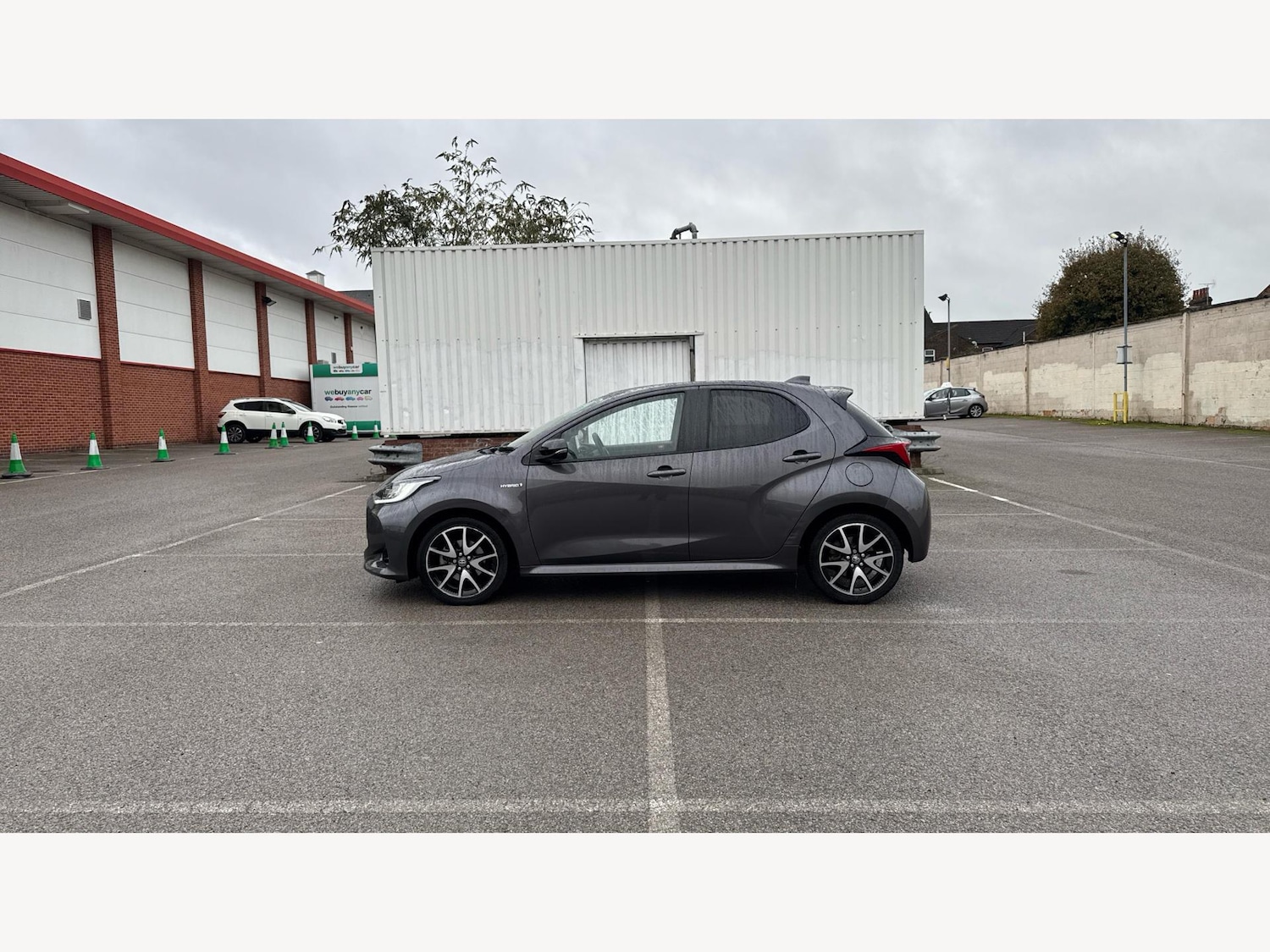 Used Toyota Yaris 2021 for sale - 76472595: Photo 19