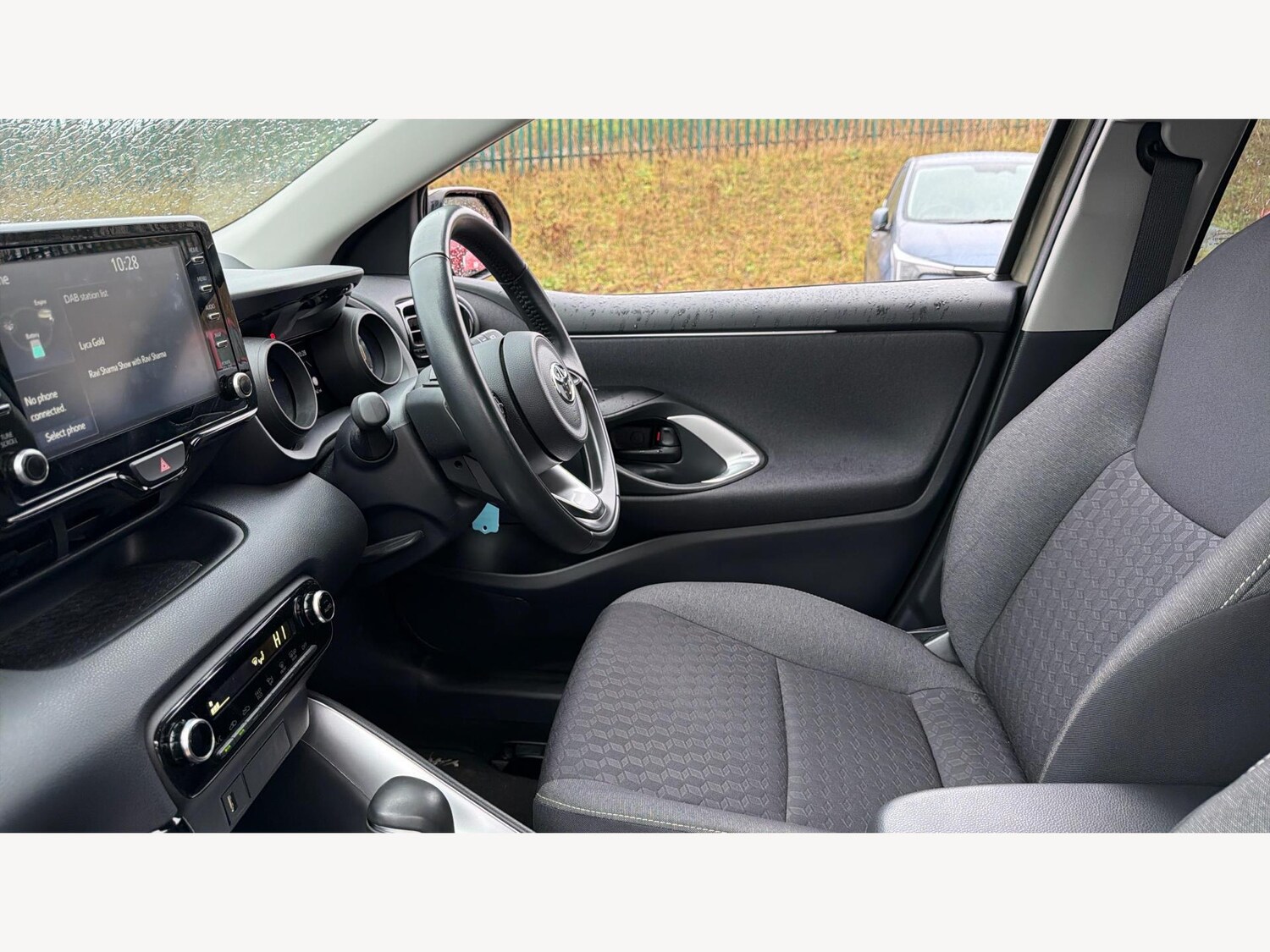 Used Toyota Yaris 2022 for sale - 77411881: Photo 13