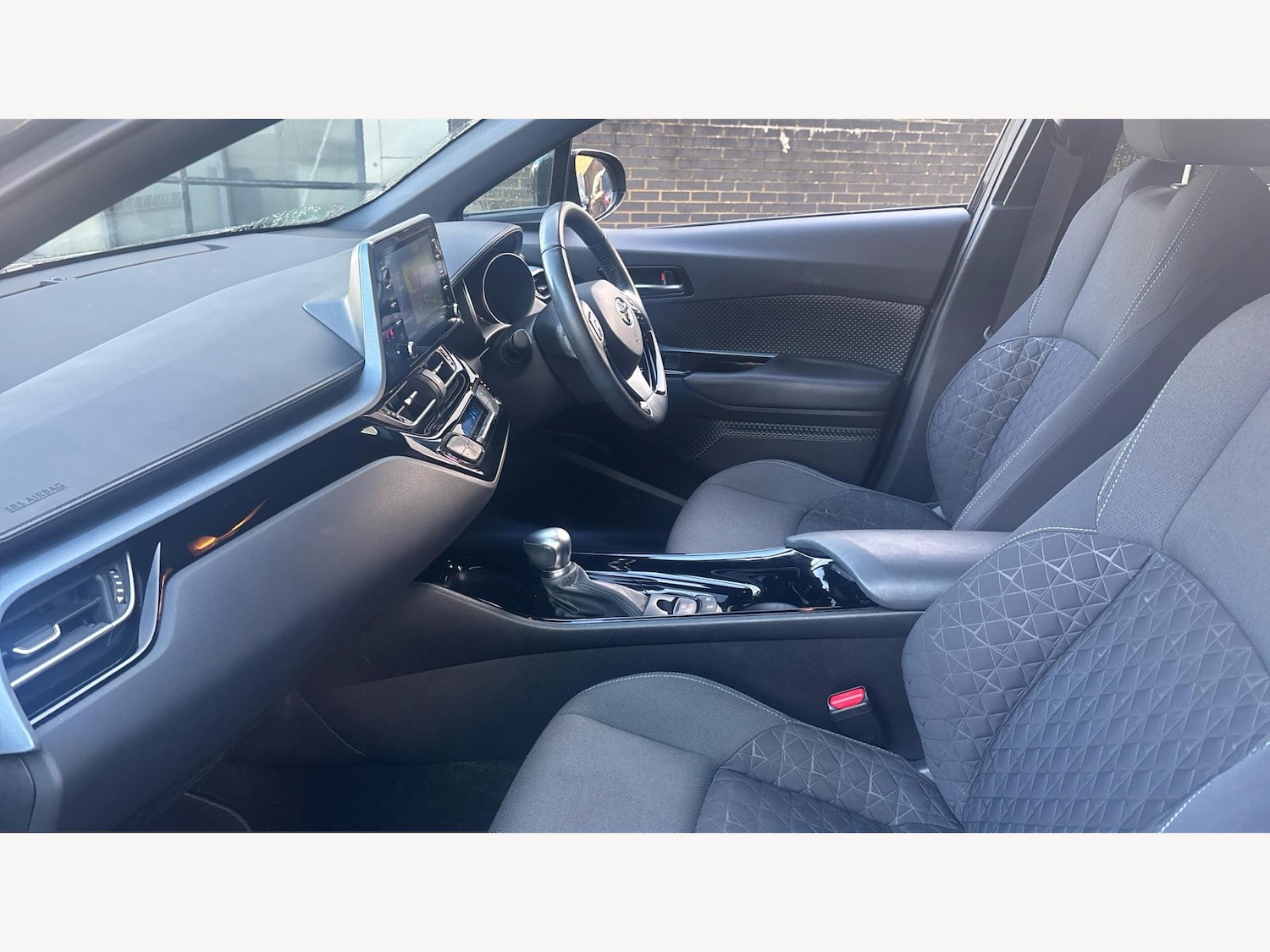 Used Toyota C-HR 2020 for sale - 77097495: Photo 12