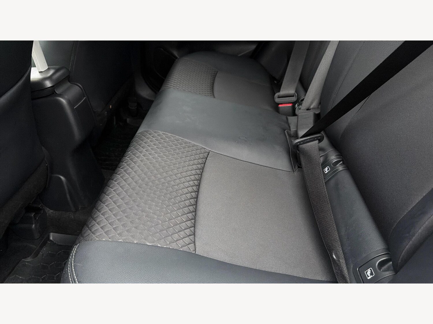 Used Toyota Yaris 2025 for sale - 77599134: Photo 16