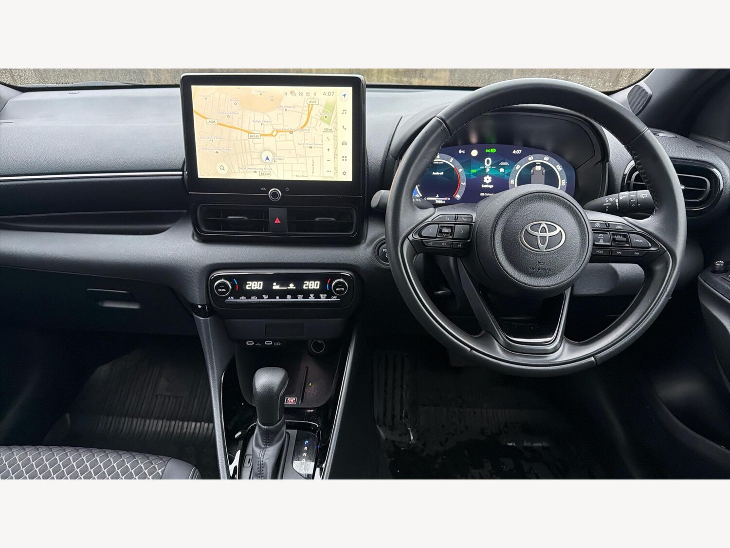 Used Toyota Yaris 2025 for sale - 77599134: Photo 8