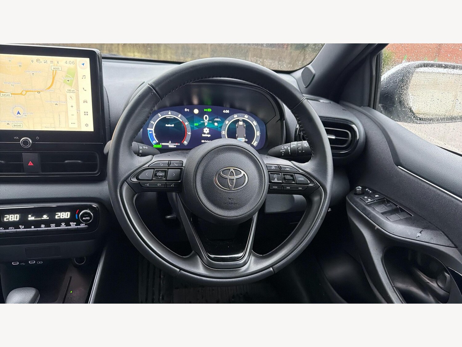 Used Toyota Yaris 2025 for sale - 77599134: Photo 9