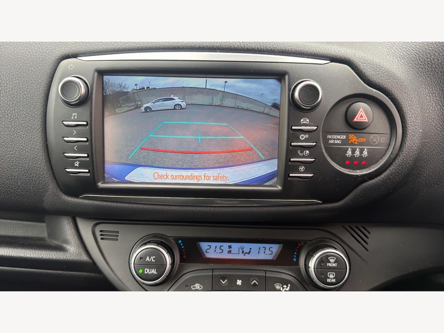 Used Toyota Yaris for sale - 78135623: Photo 10