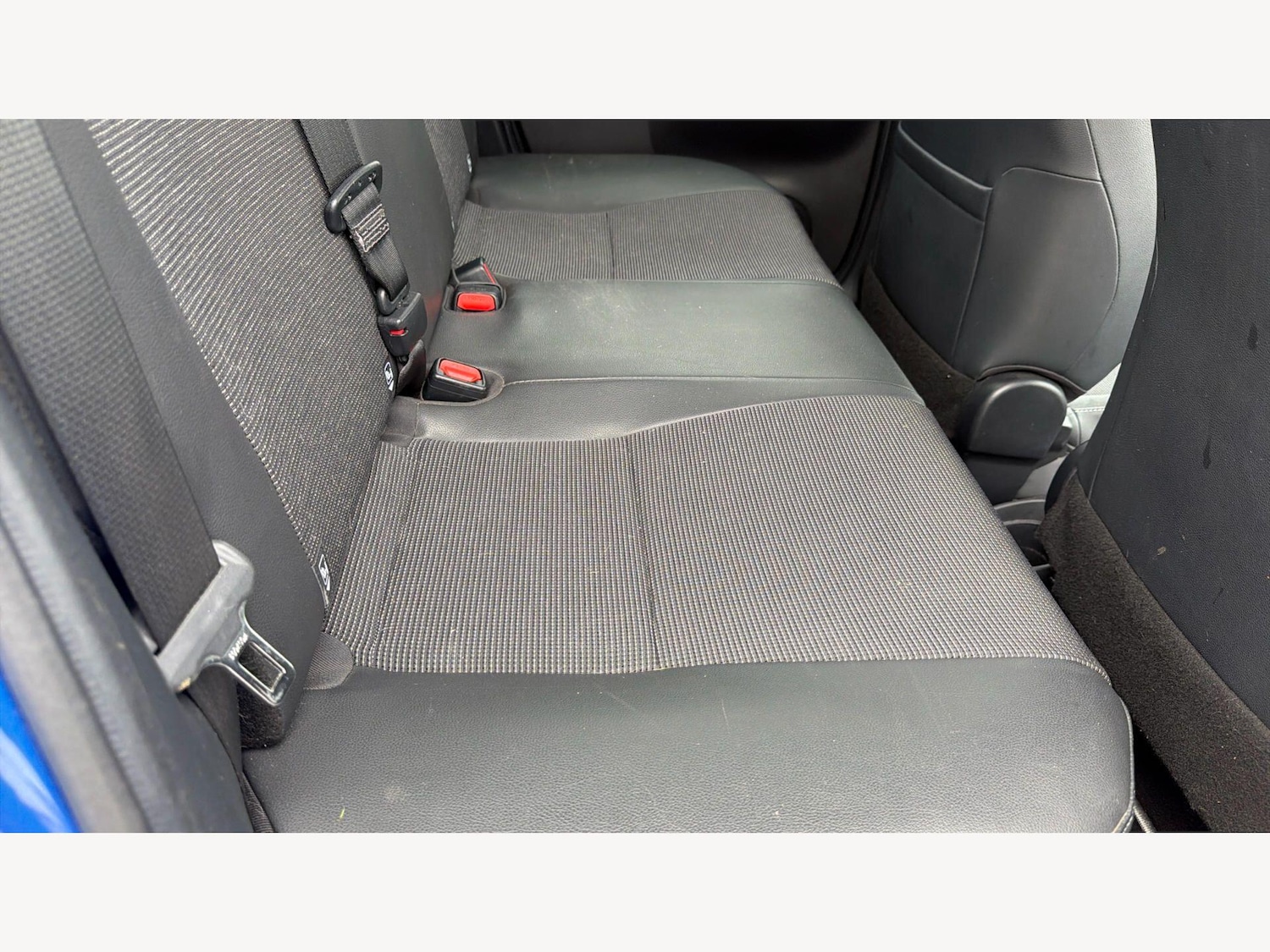 Used Toyota Yaris for sale - 78135623: Photo 15