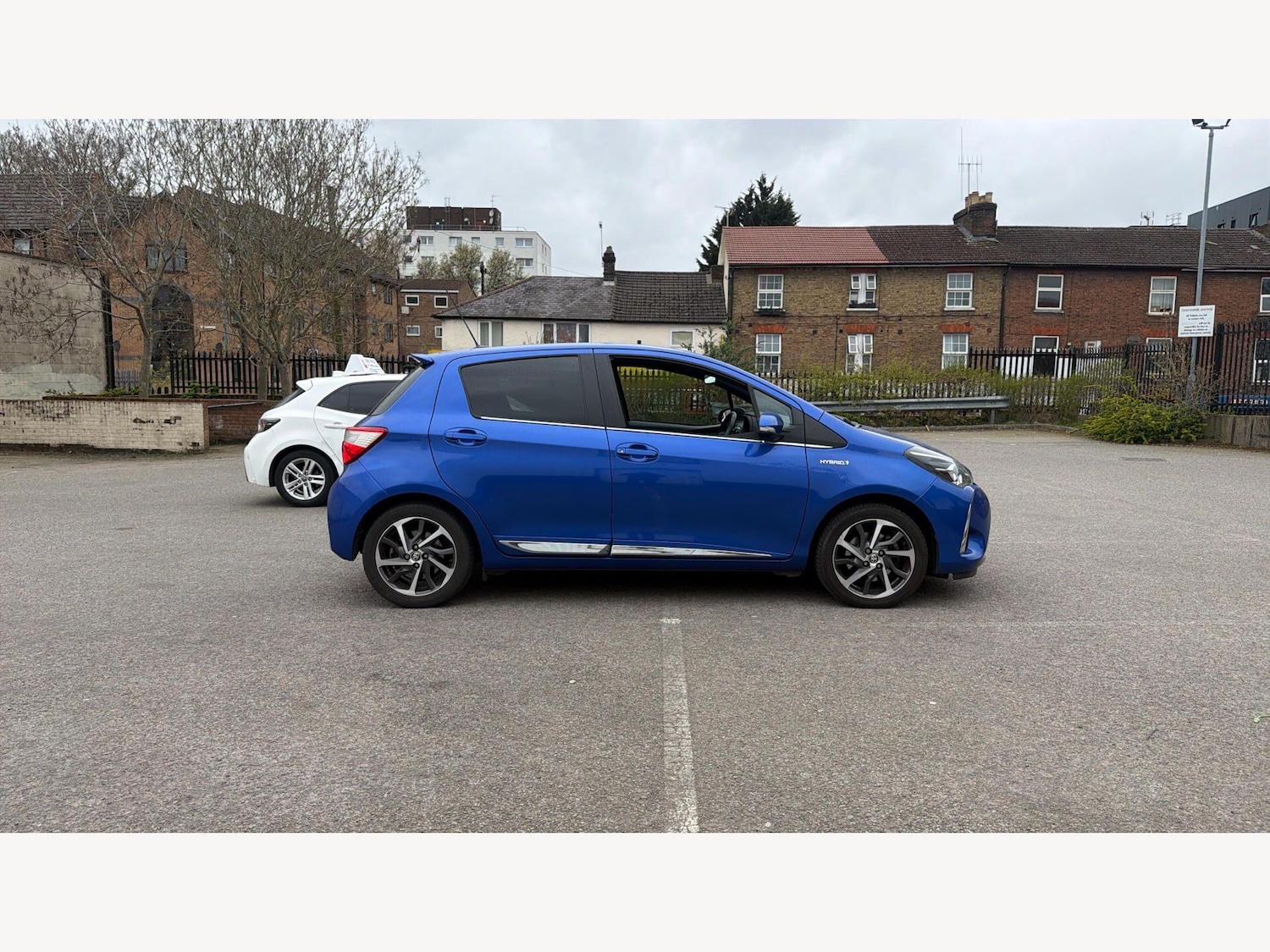 Used Toyota Yaris for sale - 78135623: Photo 19