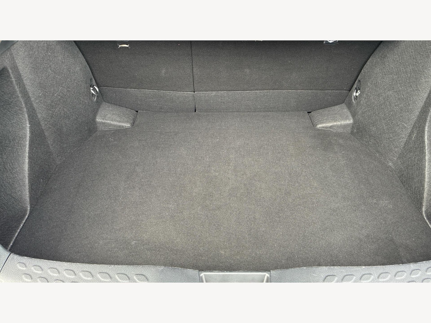 Used Toyota C-HR 2023 for sale - 76397905: Photo 16