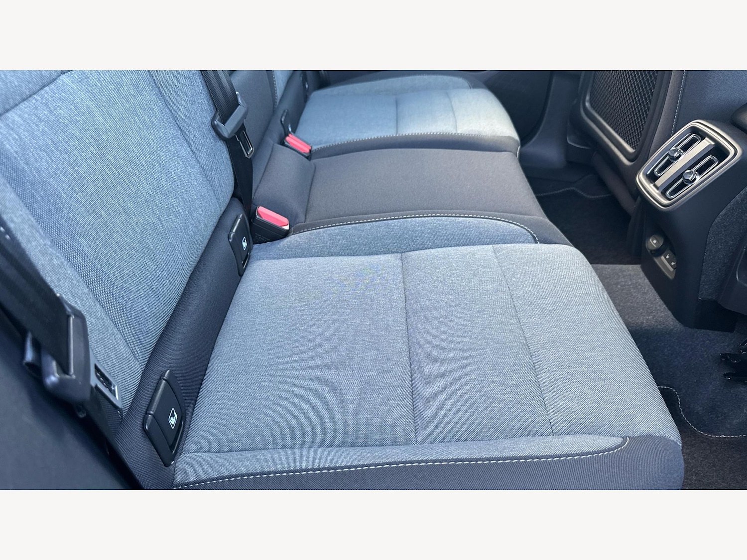 Used Volvo XC40 2023 for sale - 76109771: Photo 14