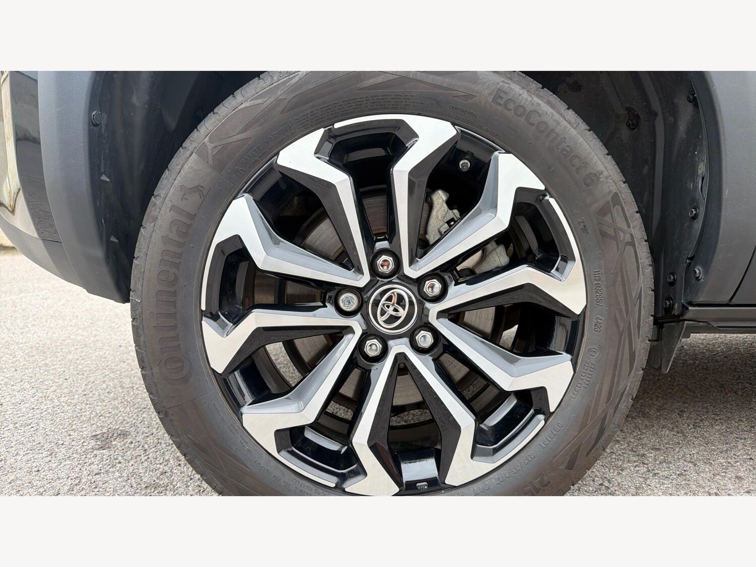 Used Toyota Yaris Cross 2024 for sale - 78170305: Photo 27