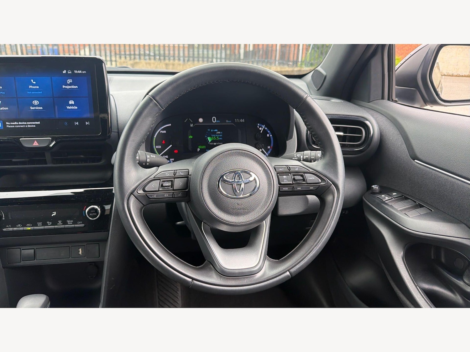 Used Toyota Yaris Cross 2024 for sale - 78170305: Photo 9