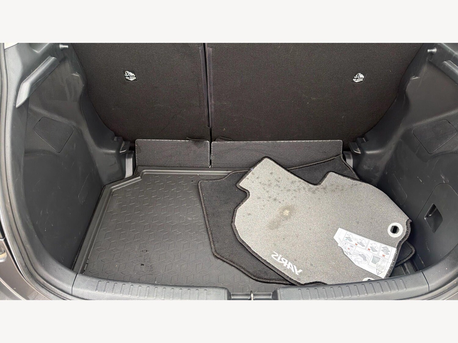 Used Toyota Yaris 2023 for sale - 78170756: Photo 17