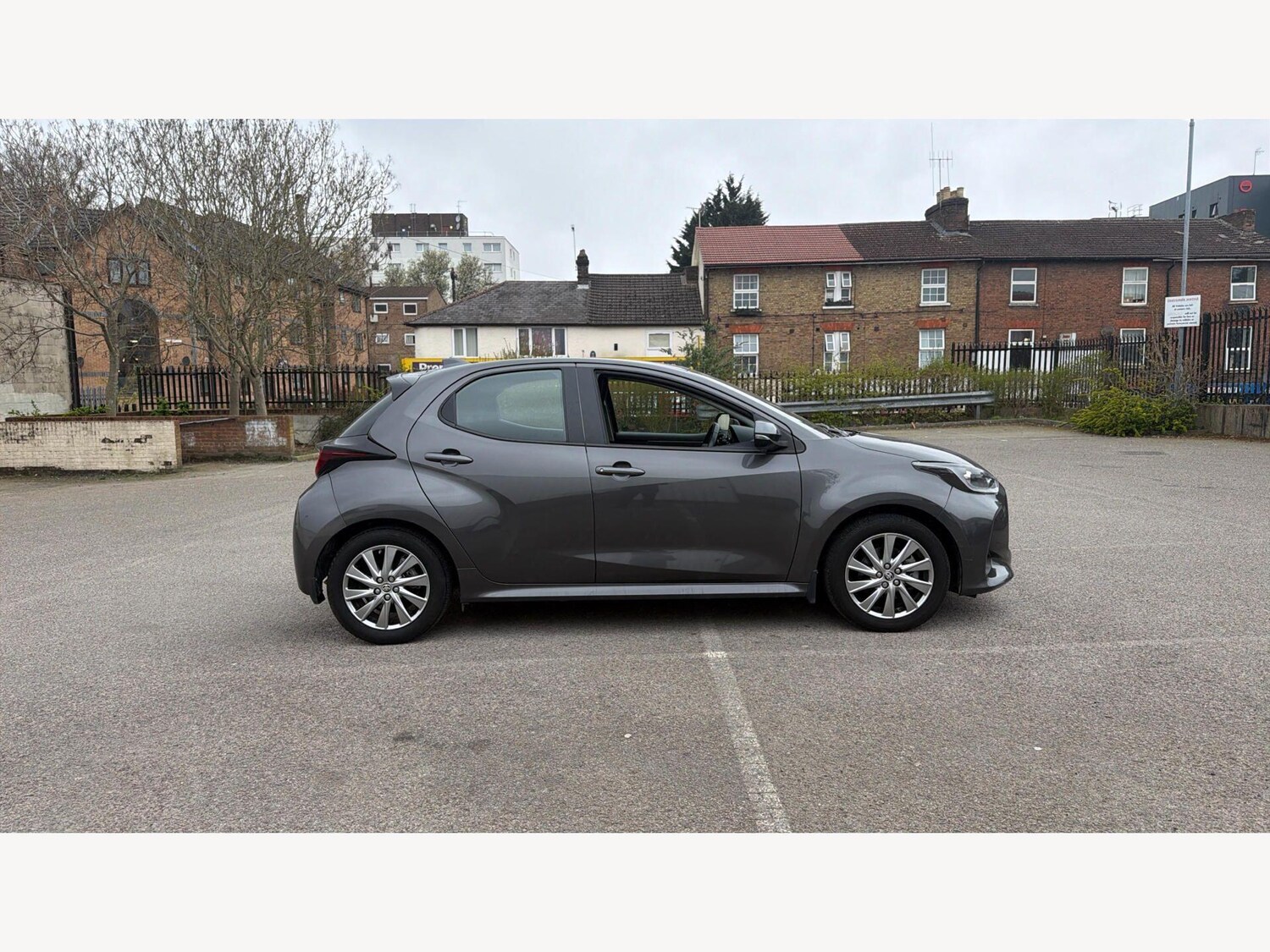 Used Toyota Yaris 2023 for sale - 78170756: Photo 19