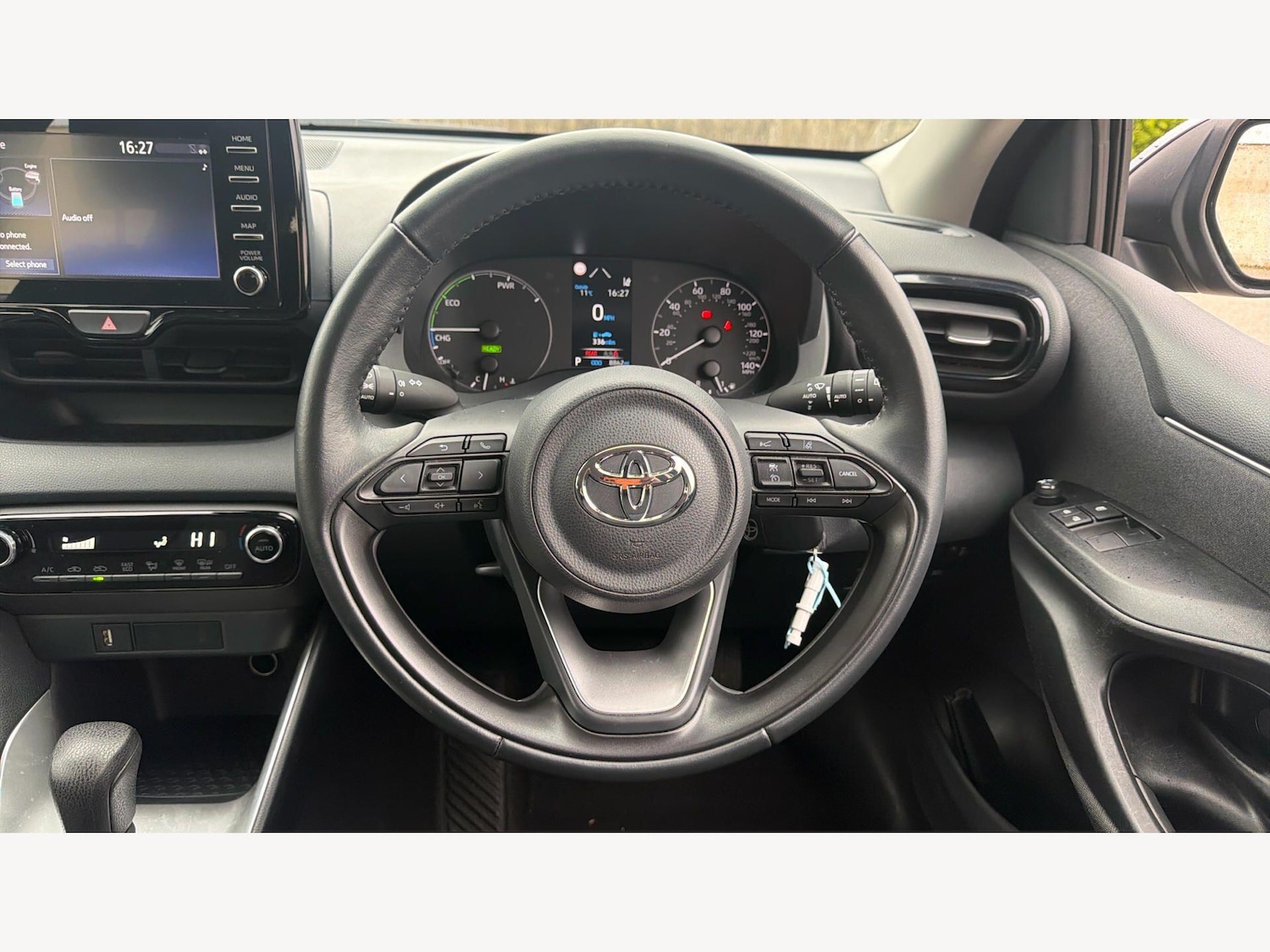 Used Toyota Yaris 2023 for sale - 78170756: Photo 9