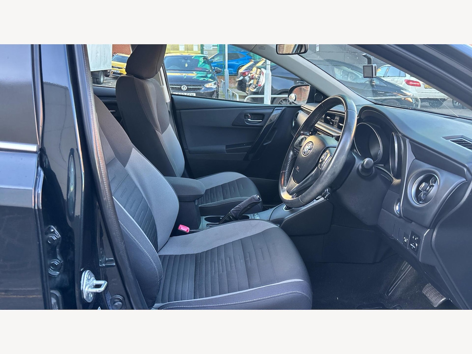 Used Toyota Auris 2016 for sale - 76667195: Photo 13