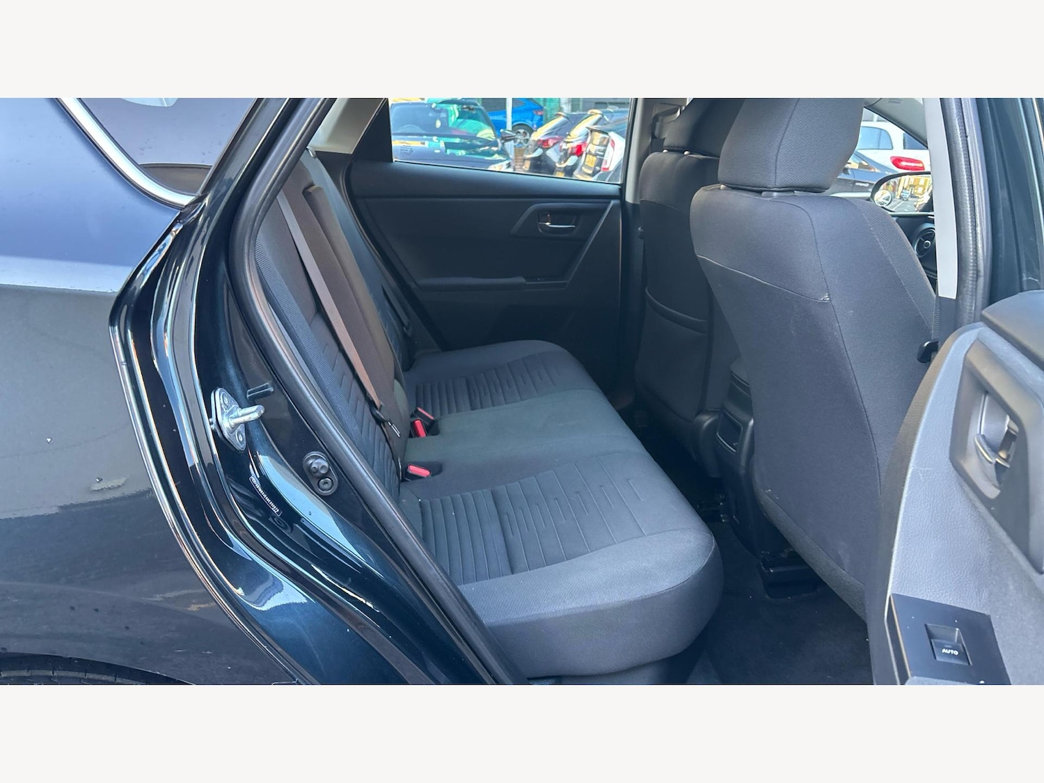 Used Toyota Auris 2016 for sale - 76667195: Photo 14