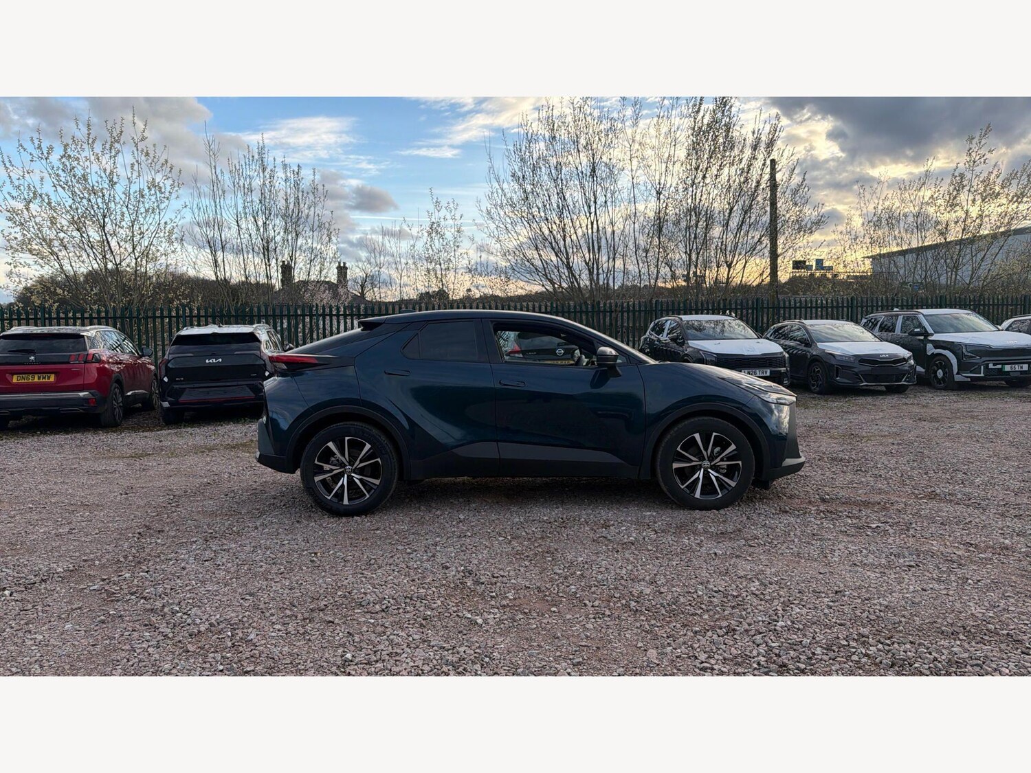 Used Toyota C-HR for sale - 77940508: Photo 19