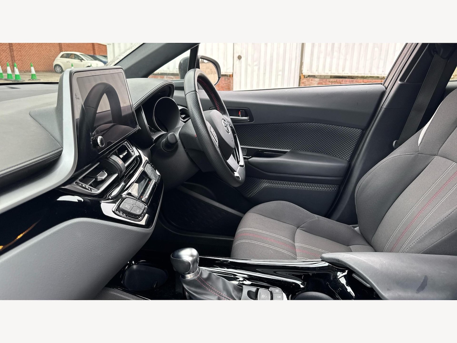 Used Toyota C-HR 2022 for sale - 76072975: Photo 12