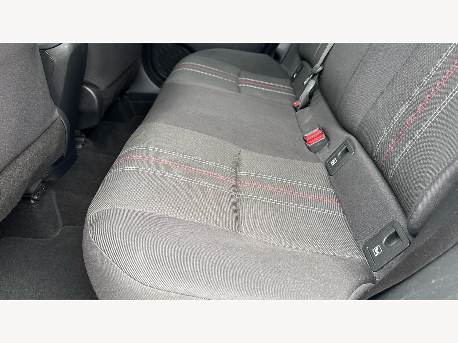 Used Toyota C-HR 2022 for sale - 76072975: Photo 15