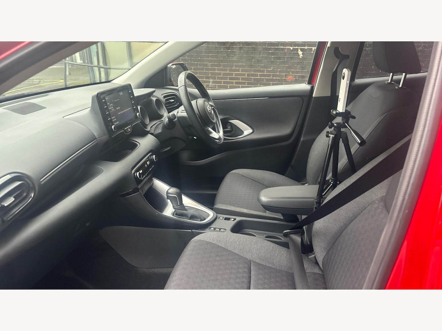 Used Toyota Yaris 2022 for sale - 77564836: Photo 12